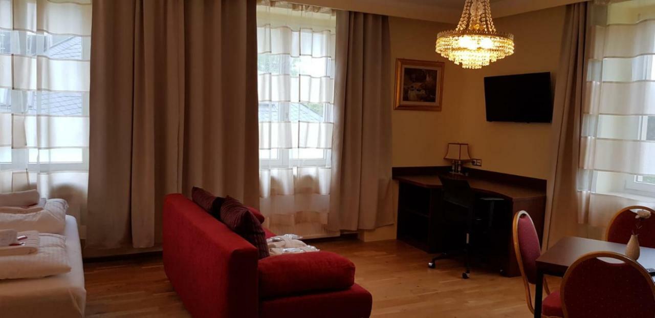 Hotel-Villa Lalee Дрезден Экстерьер фото