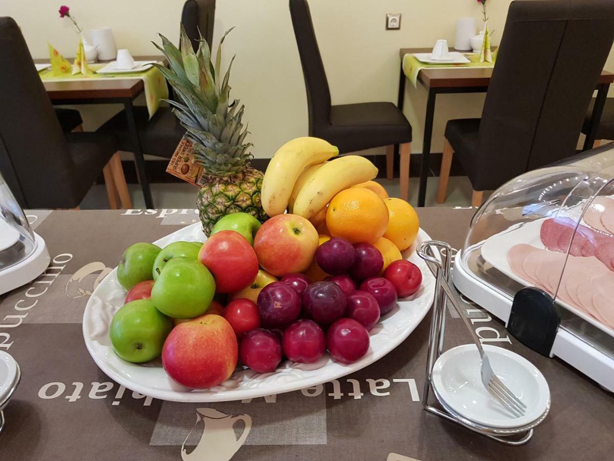 Hotel-Villa Lalee Дрезден Экстерьер фото